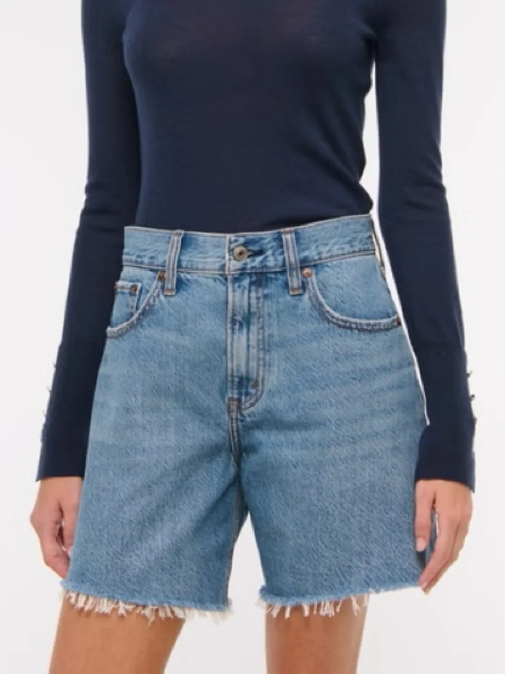 NWT Abercrombie The Loose Short High Rise Size 29